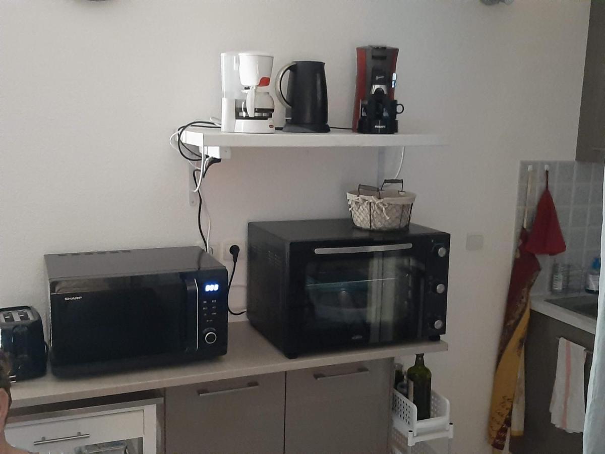 Isis 2 Joli Duplex Proche Plage Et Port - Clim Parking Loggia Et Balcon Сен-Киприен Екстериор снимка