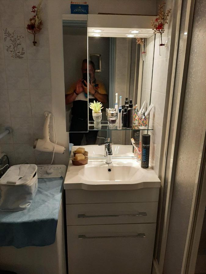 Isis 2 Joli Duplex Proche Plage Et Port - Clim Parking Loggia Et Balcon Сен-Киприен Екстериор снимка