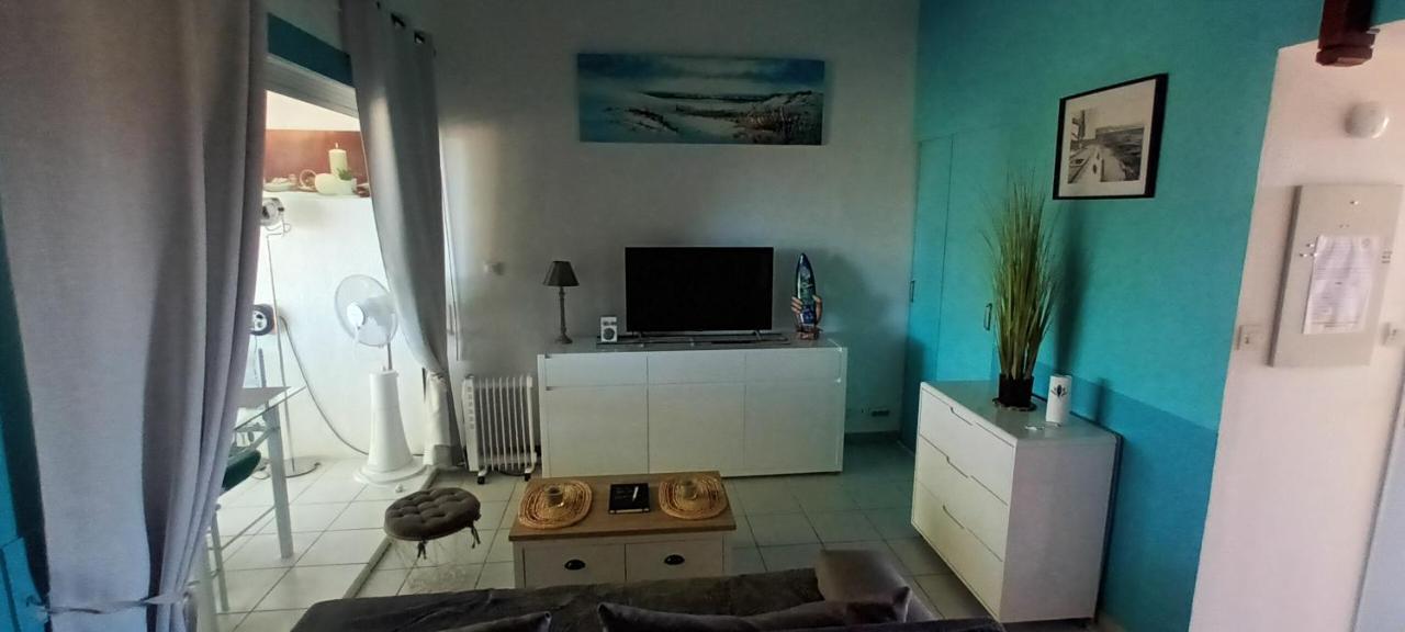Isis 2 Joli Duplex Proche Plage Et Port - Clim Parking Loggia Et Balcon Сен-Киприен Екстериор снимка